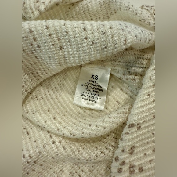 VICI Train Of Thought Button Down Shirt Dress - Picture 11 of 12